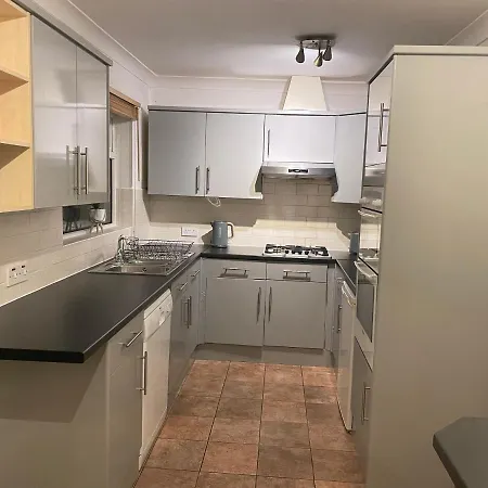 Lovely 4 Bedroom House With 2 Bathroom, Garden And Private Parking Thornton Heath Exterior photo